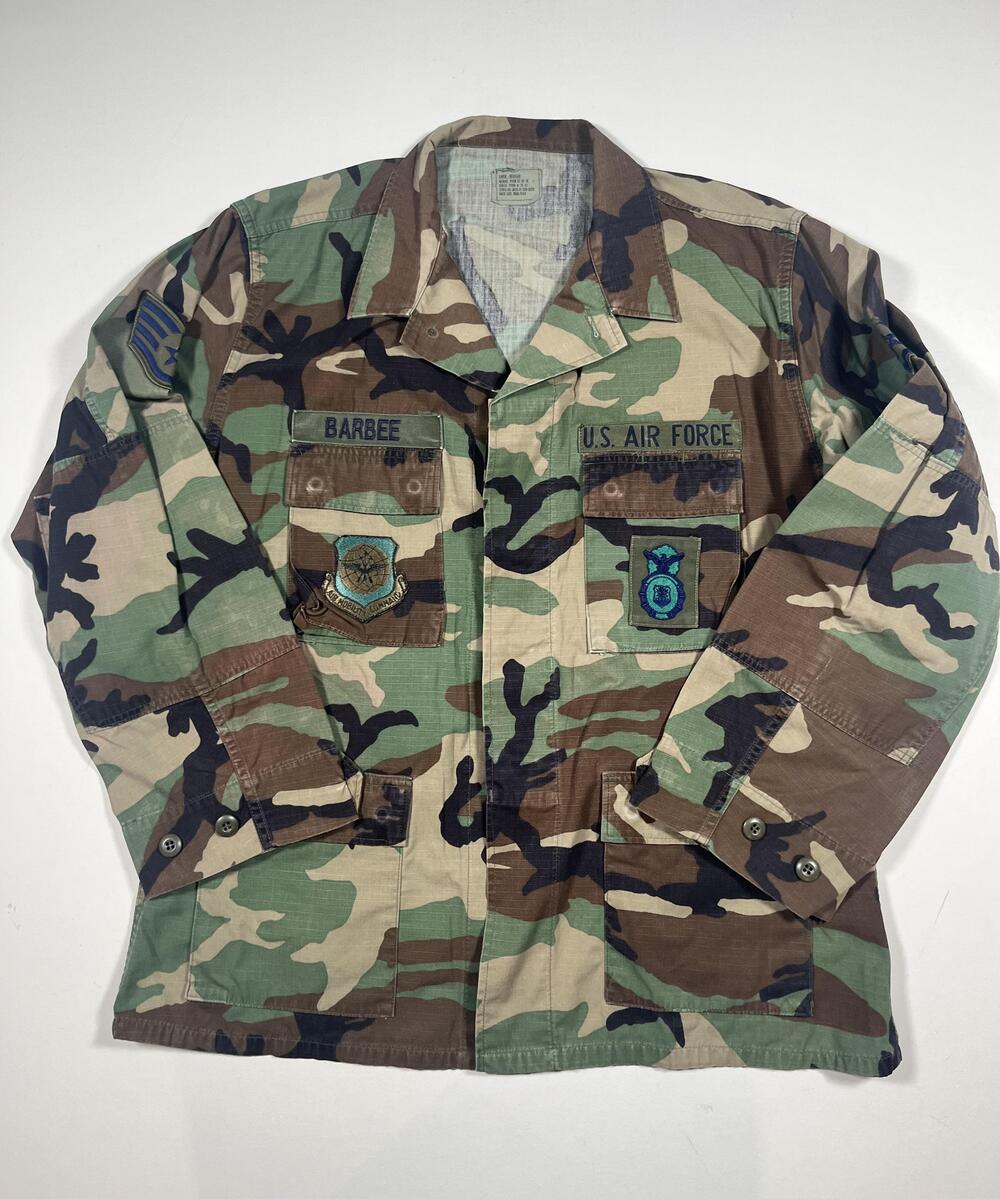 Vintage US Air Force Jacket Mens Large Woodland Camo BDU Patches Ripstop 90s